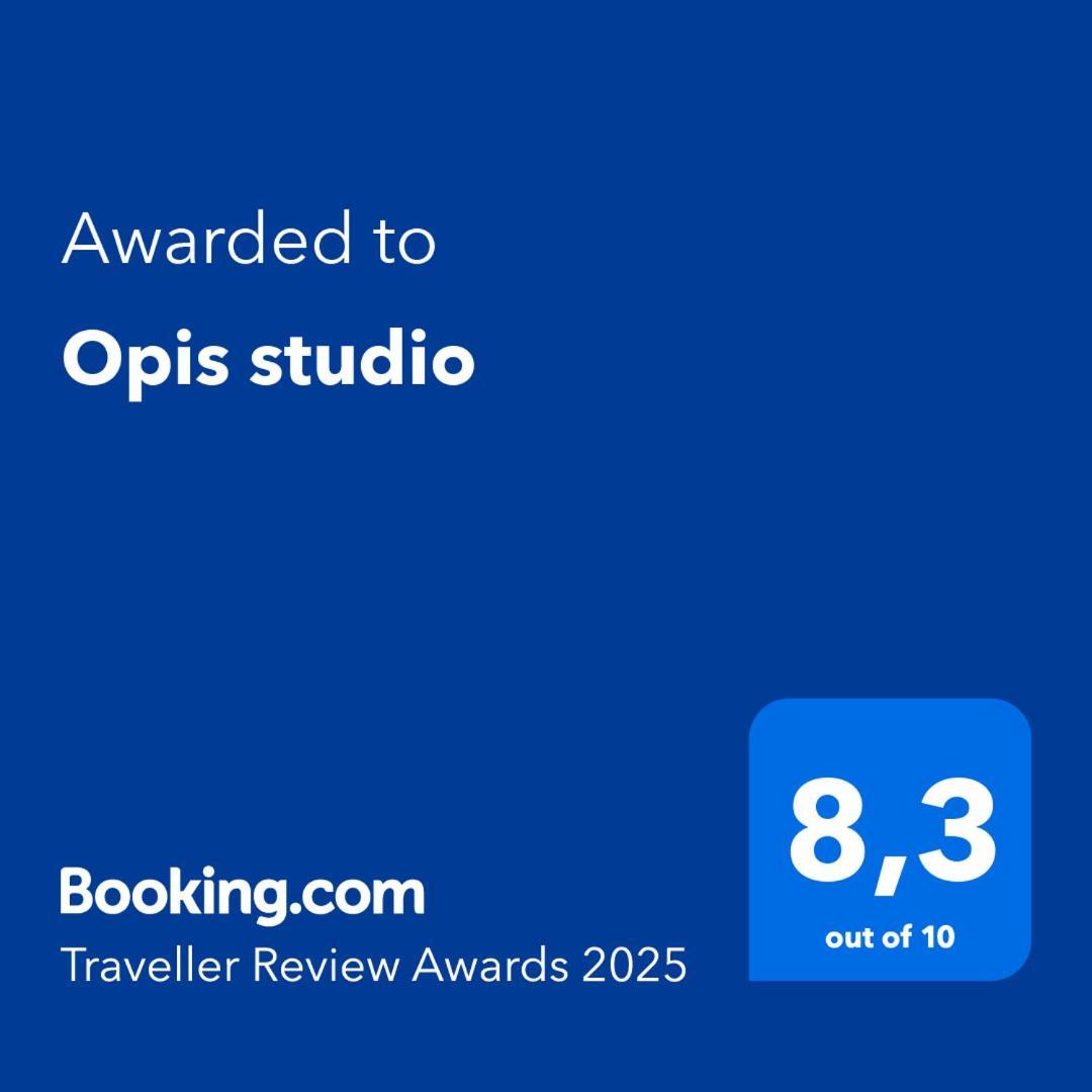 Opis Studio ออร์นอส ภายนอก รูปภาพ
